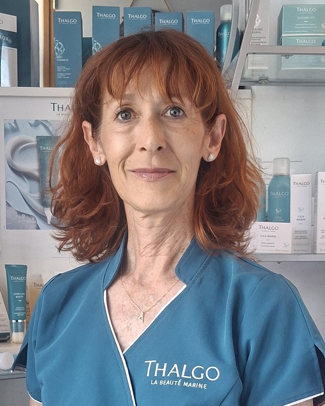 Sandra, l’esthéticienne de Lollipop, dans son institut