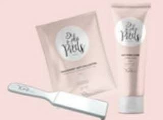 Le soin Yumi Feet : râpe, crème et traitement anti-callosités